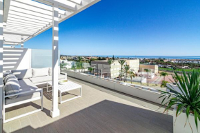 LM322B- Newly built apartment with sea views